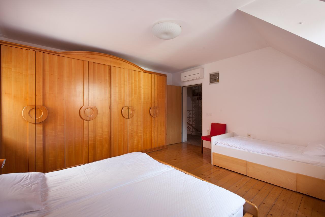 Tour As Apartment Zabjak Ljubljana Bagian luar foto