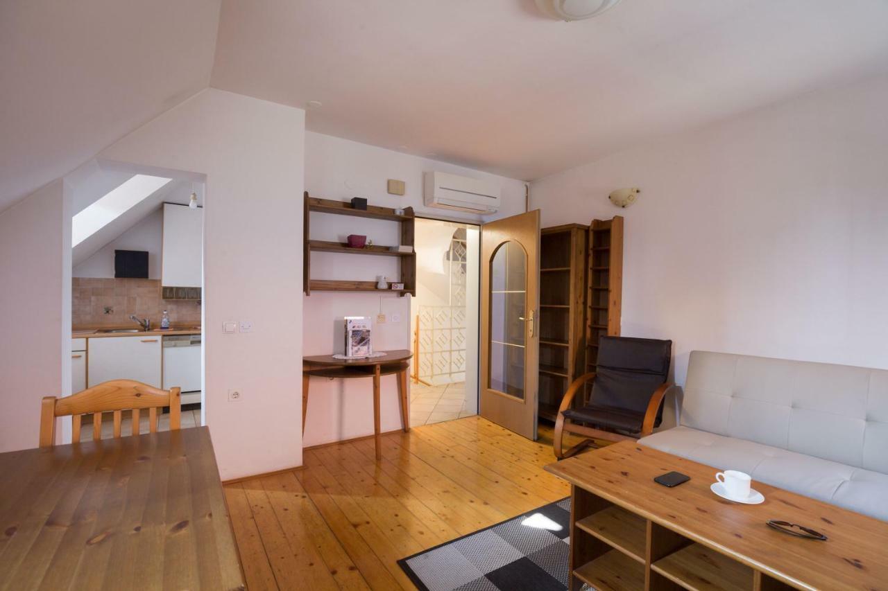 Tour As Apartment Zabjak Ljubljana Bagian luar foto