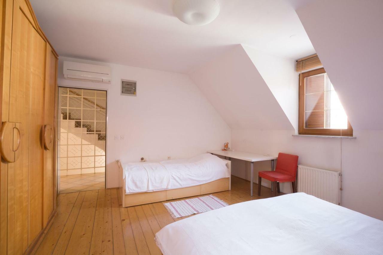 Tour As Apartment Zabjak Ljubljana Bagian luar foto